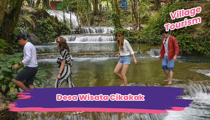 Desa Wisata Cikakak