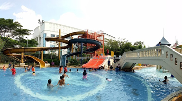 Kolam Renang Citra Garden Waterpark Medan